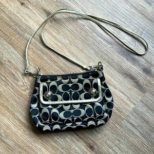 Women’s Coach crossbody
